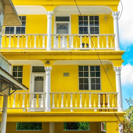 Rainbow Heights Apartment, Soufriere エクステリア 写真