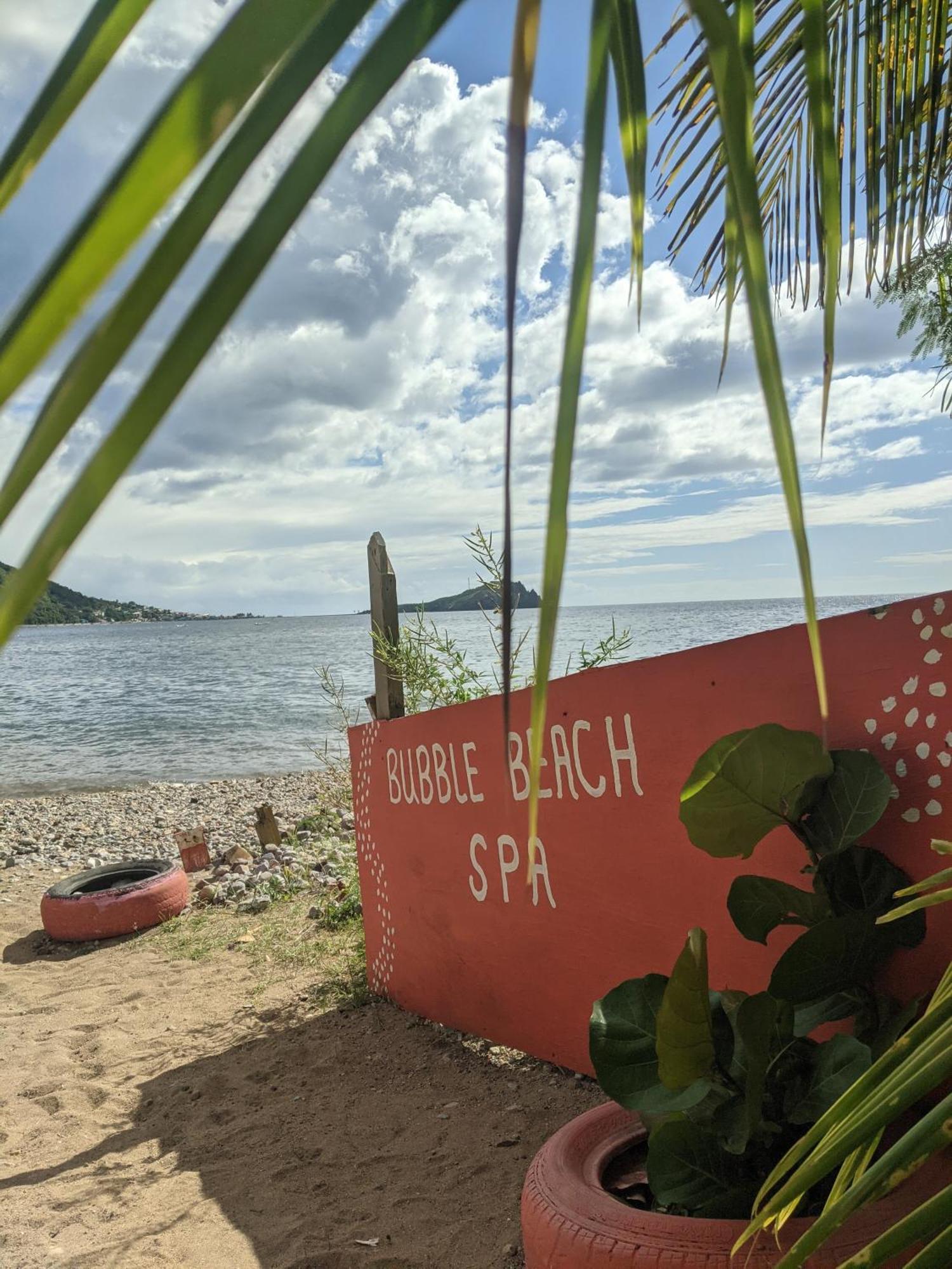 Rainbow Heights Apartment, Soufriere エクステリア 写真